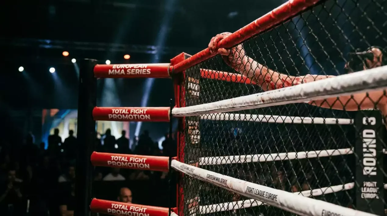 Cage Warriors MMA event in the UK with betting markets and odds for European feeder promotion fights